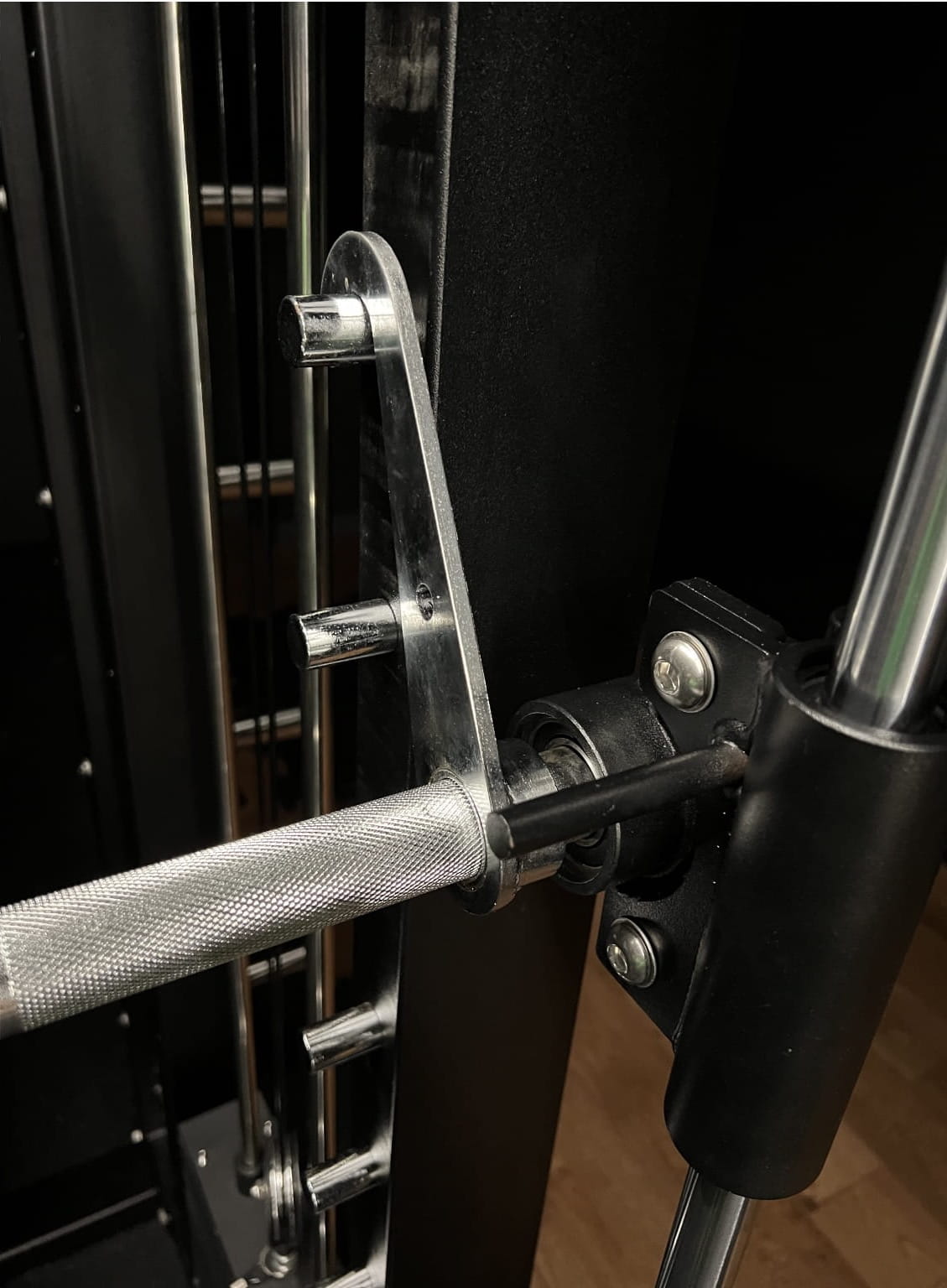 Multi Kraftstation Krypton Sport XF-405 PRO MAX mit Smith-Maschine, 3 Gewichtsblöcke à 120 kg, Latzug, Dips, Landmine, Lever Arms, Gesamtgewicht 770kg, mattschwarz