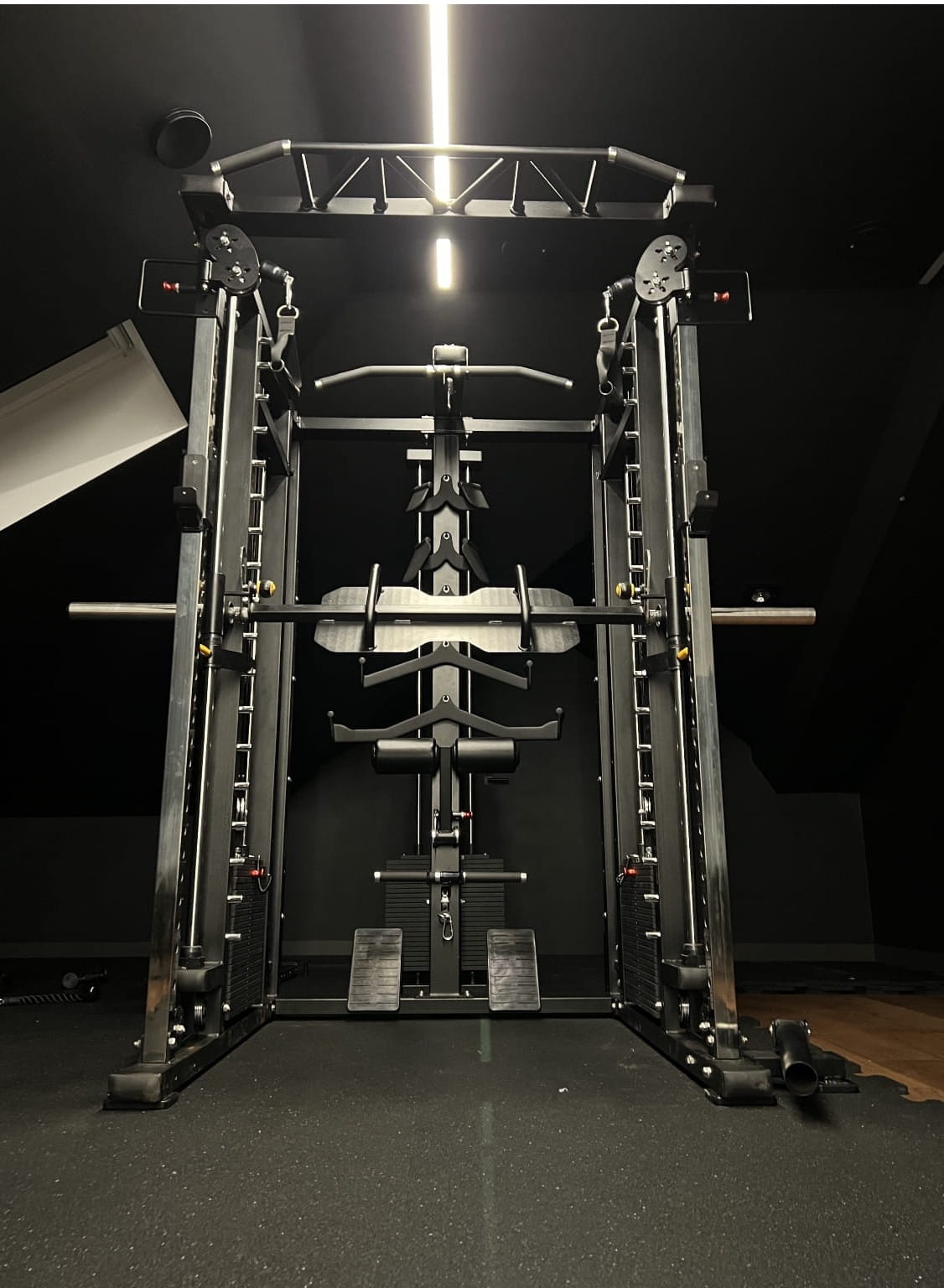 Multi Kraftstation Krypton Sport XF-405 PRO mit Smith-Maschine, 3 Gewichtsblöcke à 120 kg, Latzug, Dips, Landmine, Lever Arms, Gesamtgewicht 720kg, mattschwarz