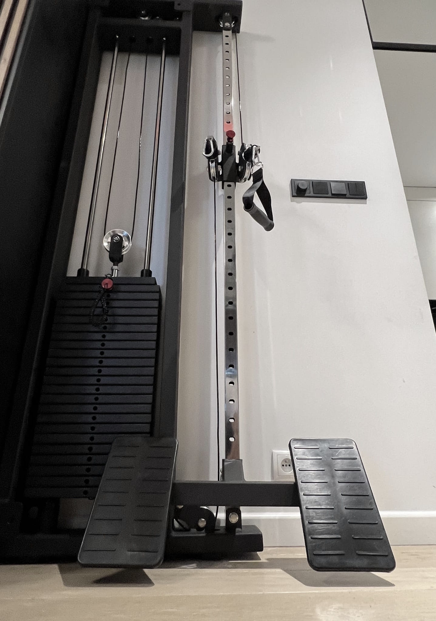 Kabelzug Krypton XC-205 LATZUG, 120 kg Gewichtsblöcke, 250 kg, mattschwarz
