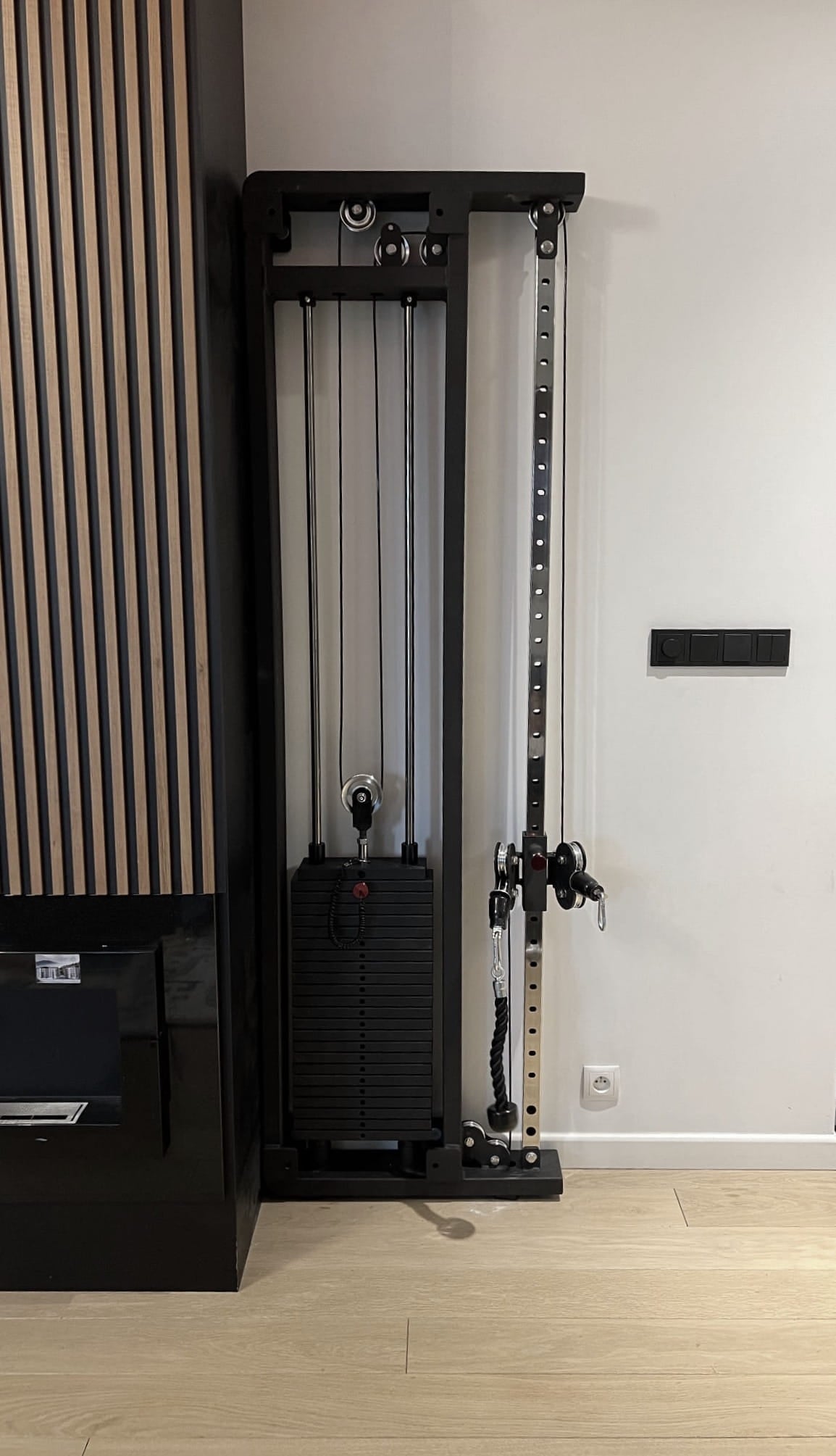 Kabelzug Krypton XC-205 LATZUG, 120 kg Gewichtsblöcke, 250 kg, mattschwarz